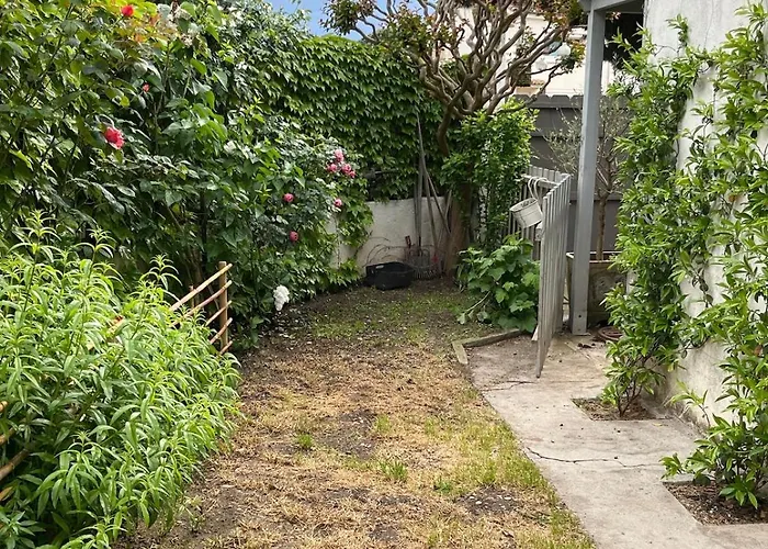 Artistic House بيت للعطل قرقشونه