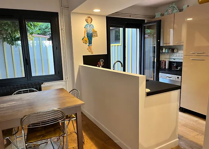 بيت للعطل Artistic House *